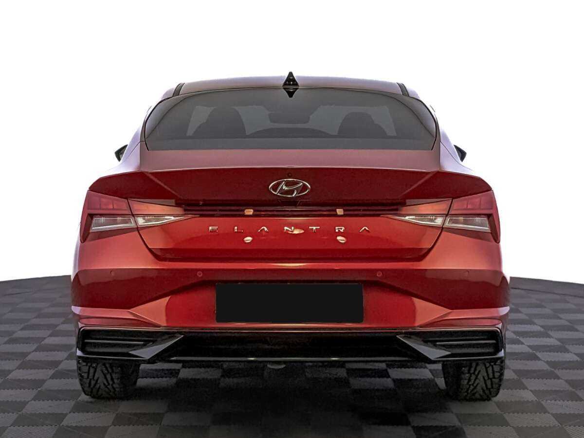 Hyundai Elantra 2021 года с пробегом. Фото: #5