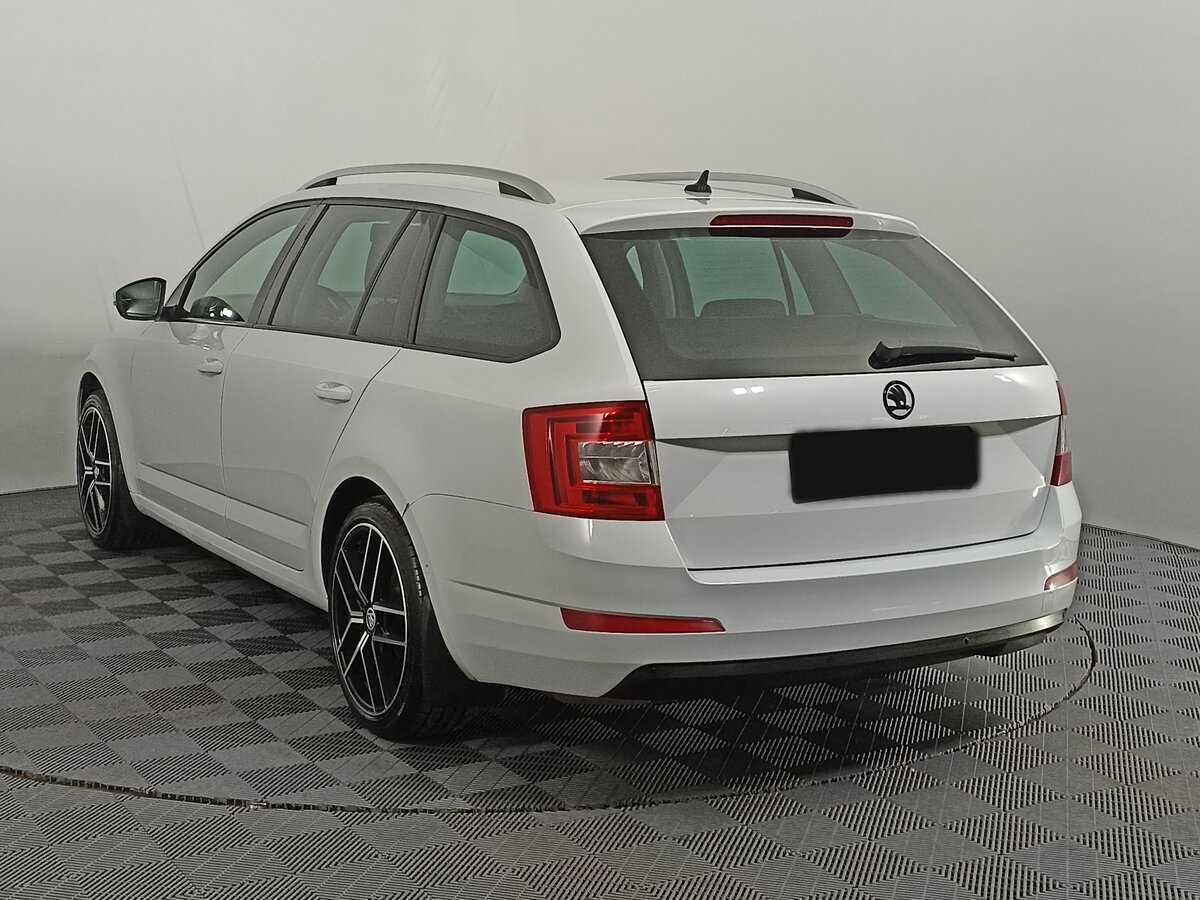 Skoda Octavia 2015 года с пробегом. Фото: #6