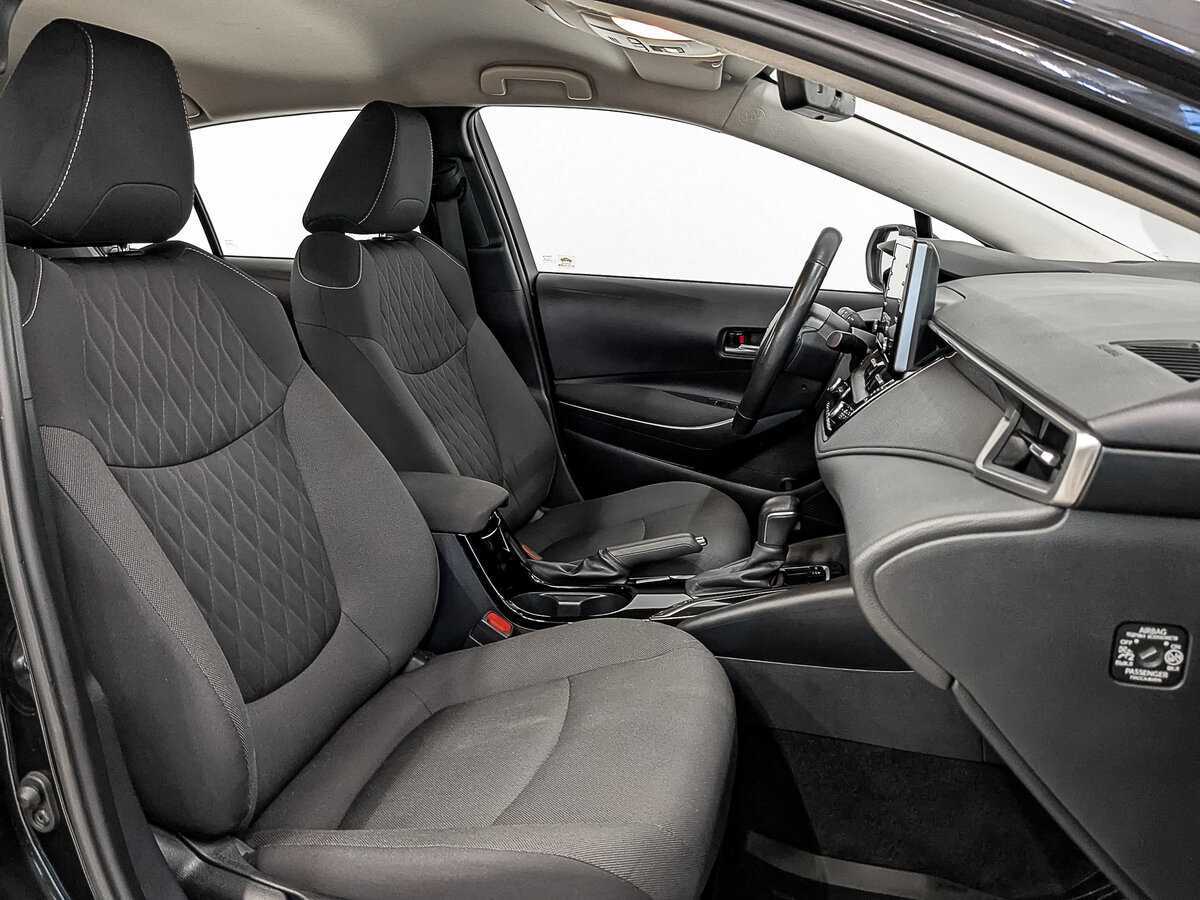 Toyota Corolla 2019 года с пробегом. Фото: #22