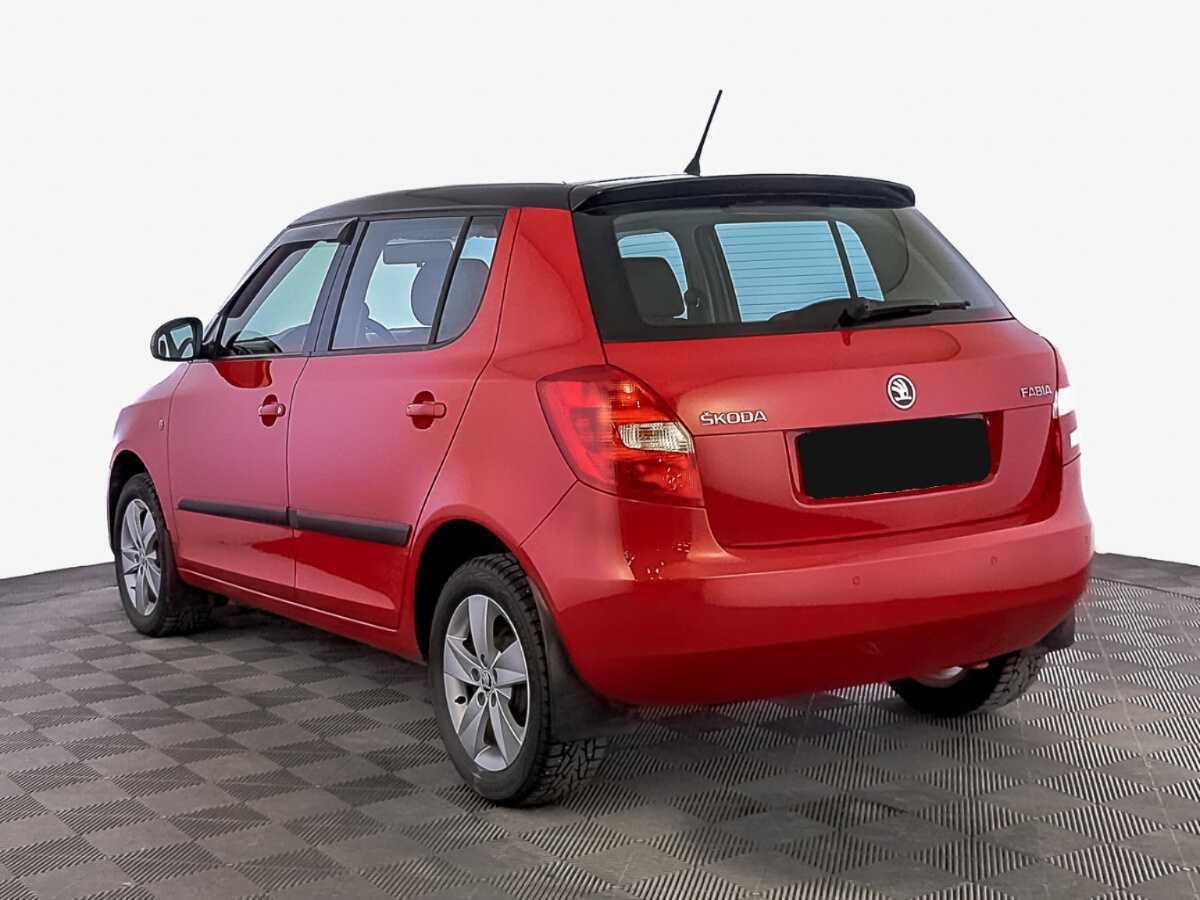Skoda Fabia 2013 года с пробегом. Фото: #6