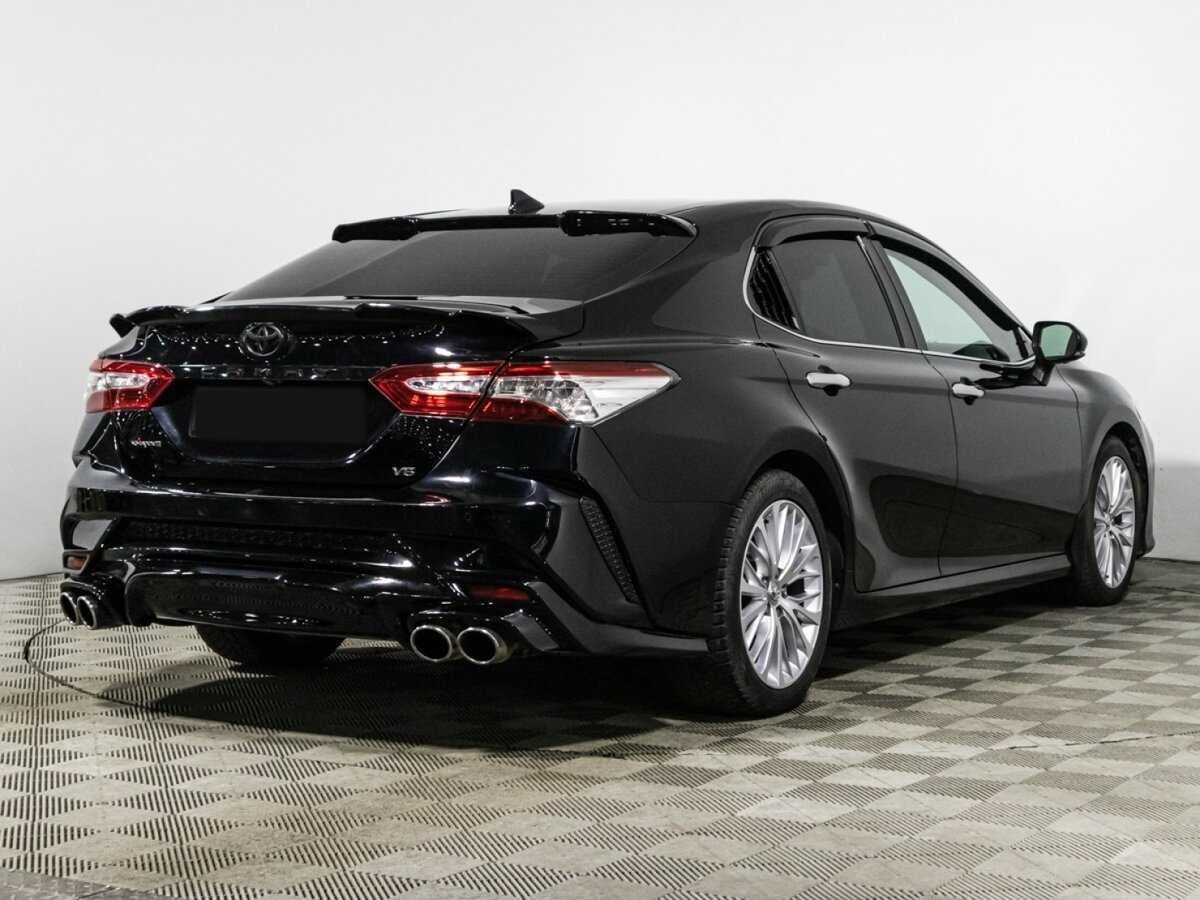 Toyota Camry 2018 года с пробегом. Фото: #4