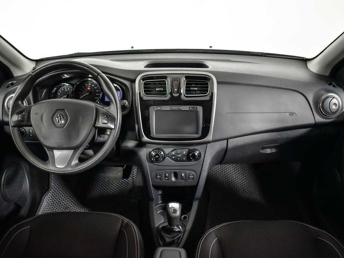 Renault Sandero 2015 года с пробегом. Фото: #11
