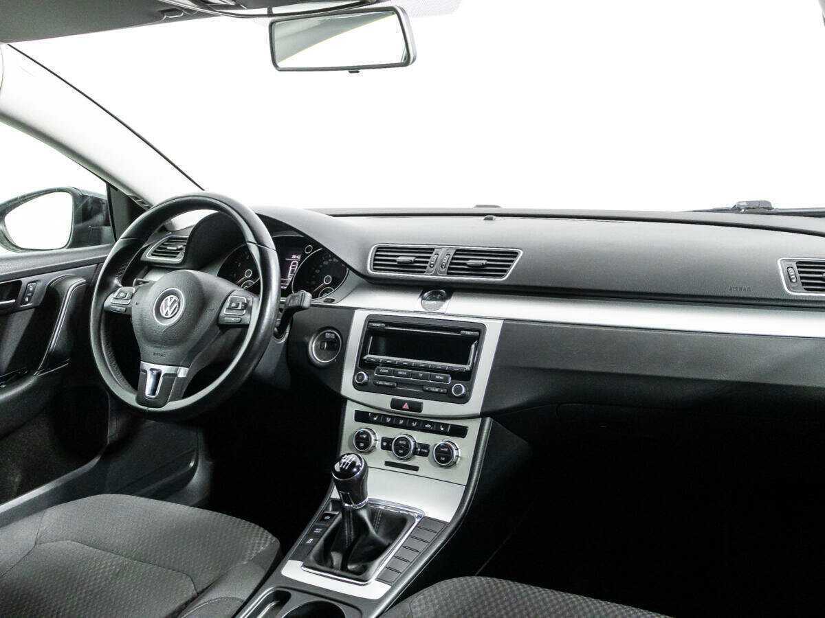 Volkswagen Passat 2013 года с пробегом. Фото: #8