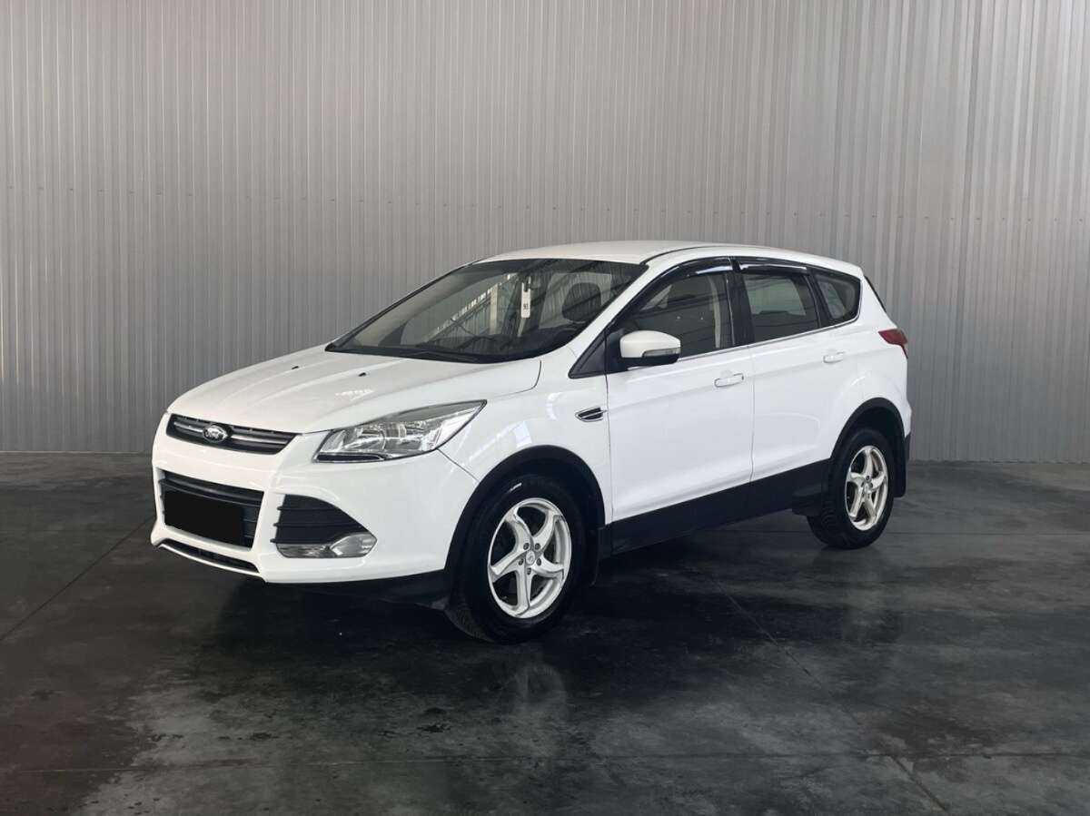 Ford Kuga 2015 года с пробегом. Фото: #0