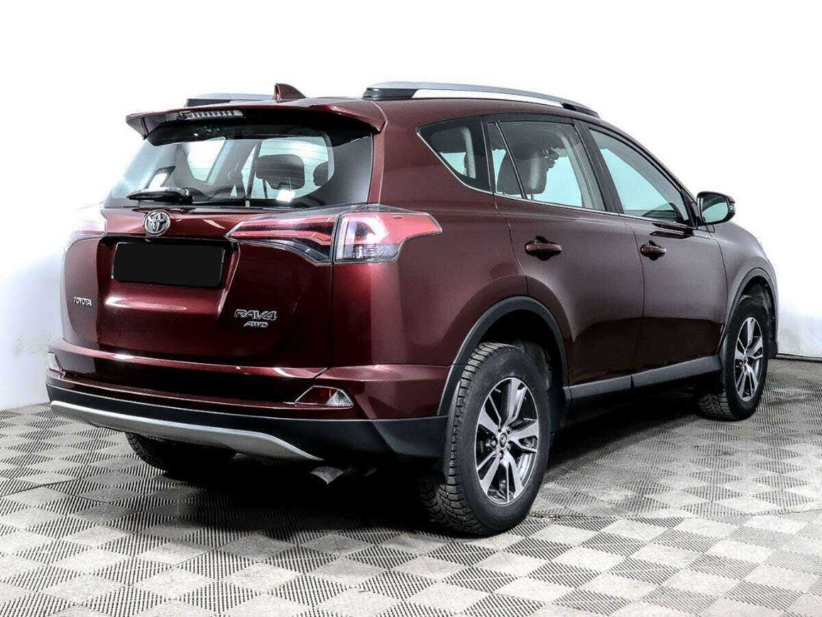 Toyota RAV4 2016 года с пробегом. Фото: #3