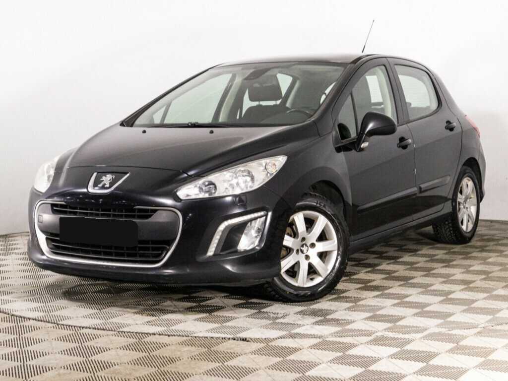 Peugeot 308 2012 года с пробегом. Посмотреть фото