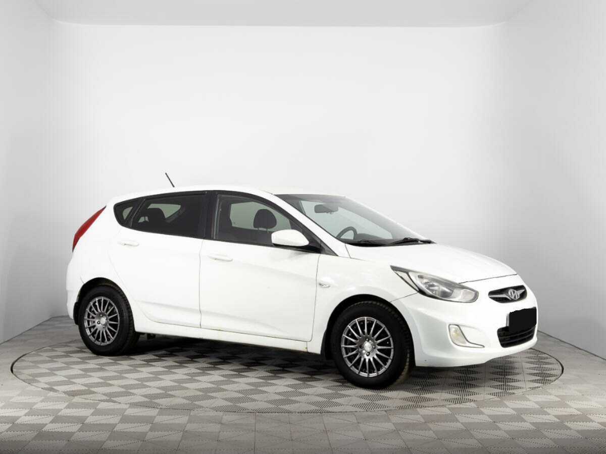 Hyundai Solaris 2012 года с пробегом. Фото: #2