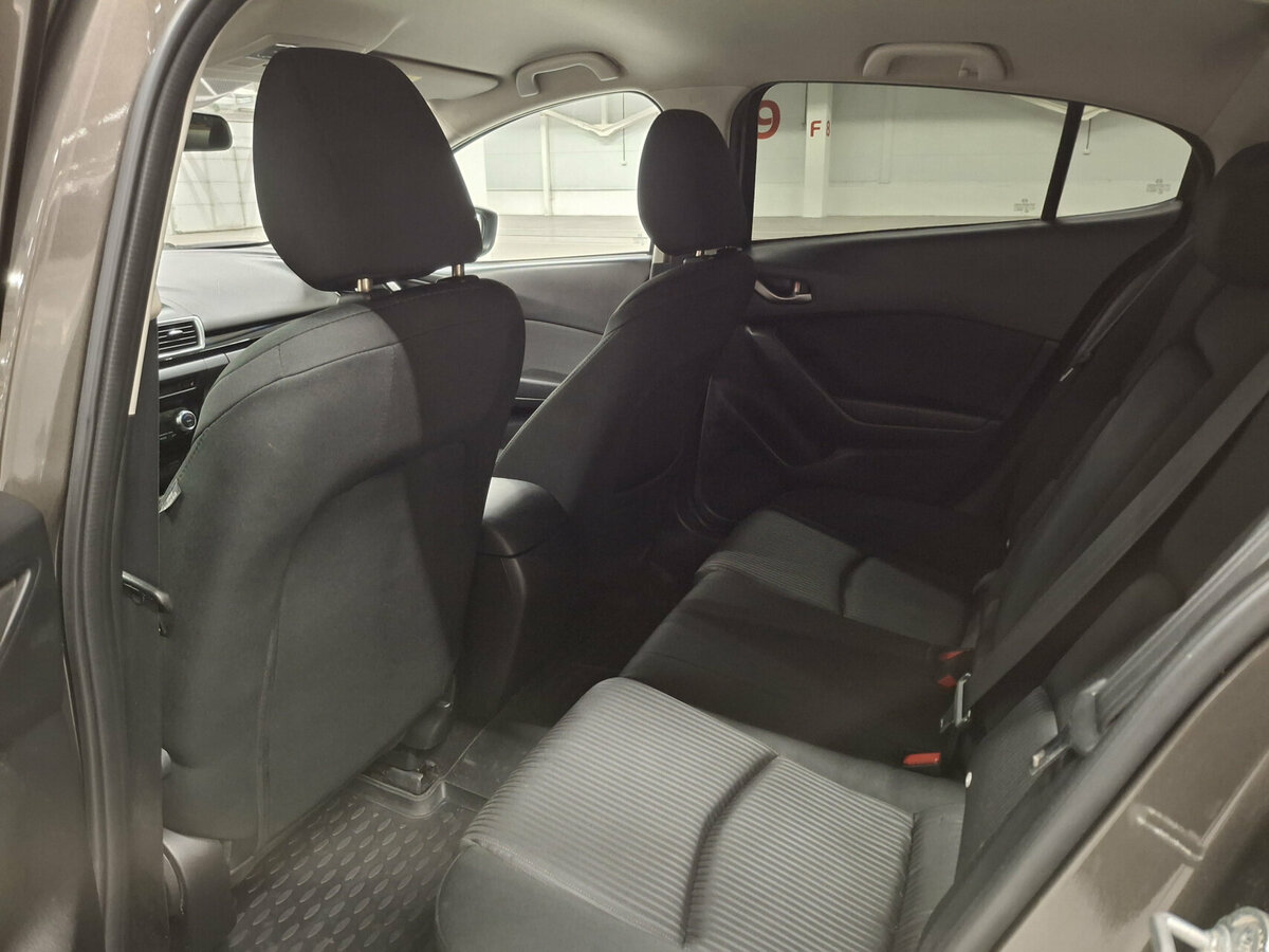 Mazda 3 2014 года с пробегом. Фото: #11
