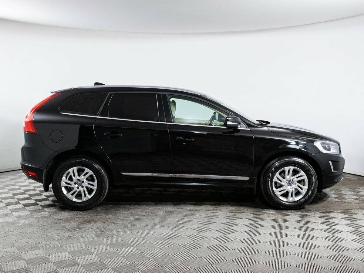 Volvo XC60 2016 года с пробегом. Фото: #3