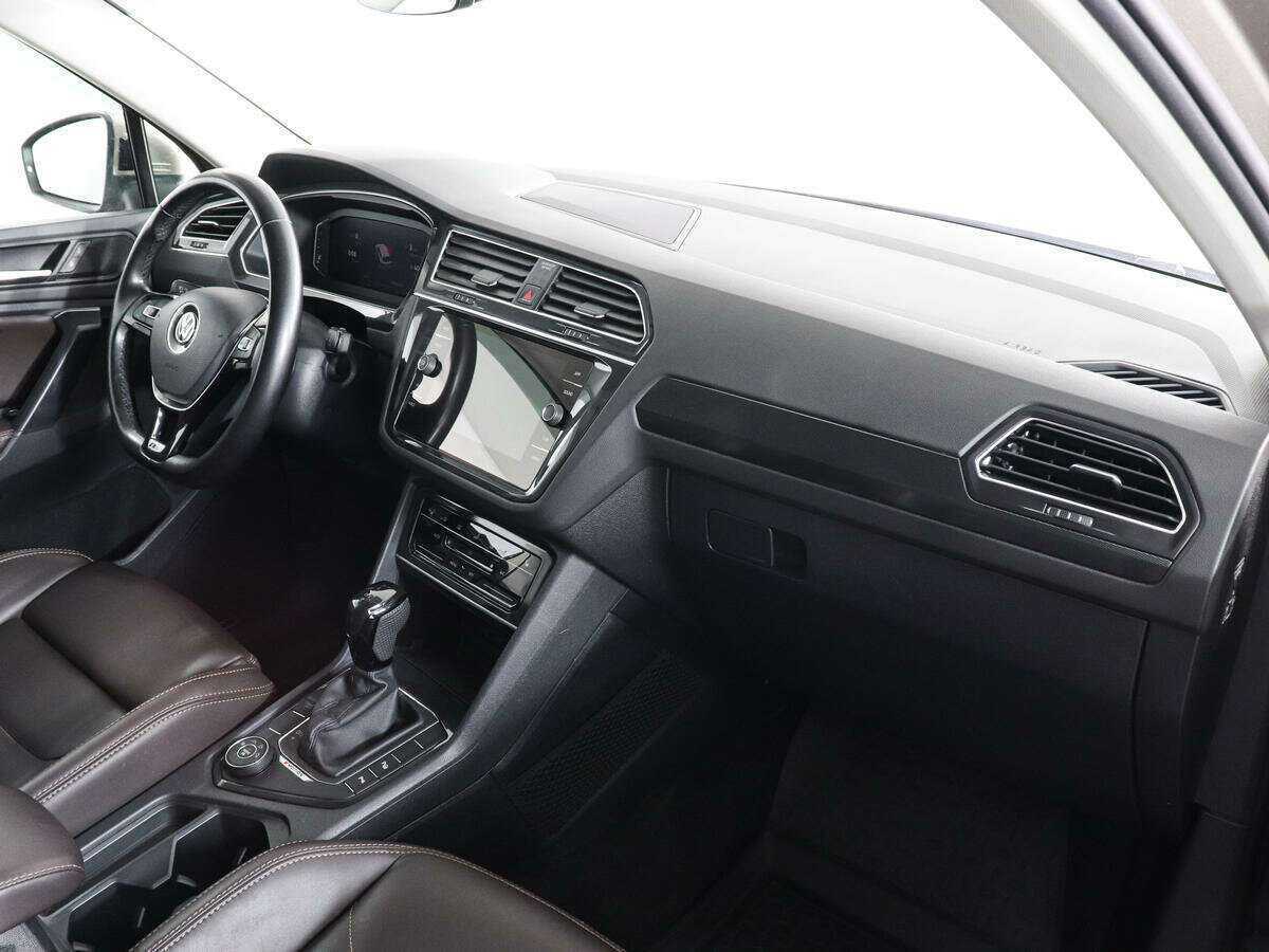 Volkswagen Tiguan 2018 года с пробегом. Фото: #9