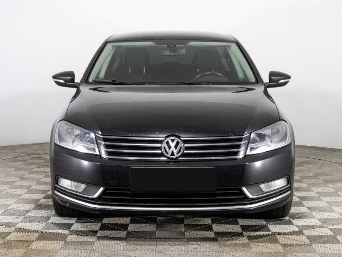 Volkswagen Passat 2013 года с пробегом. Фото: #1