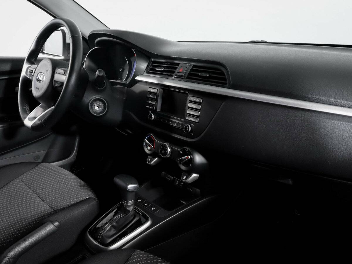 Kia Rio 2018 года с пробегом. Фото: #6