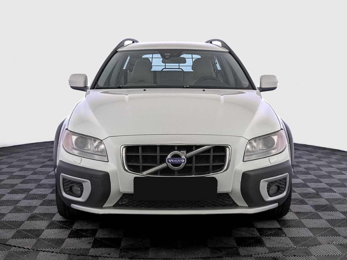 Volvo XC70 2012 года с пробегом. Фото: #1