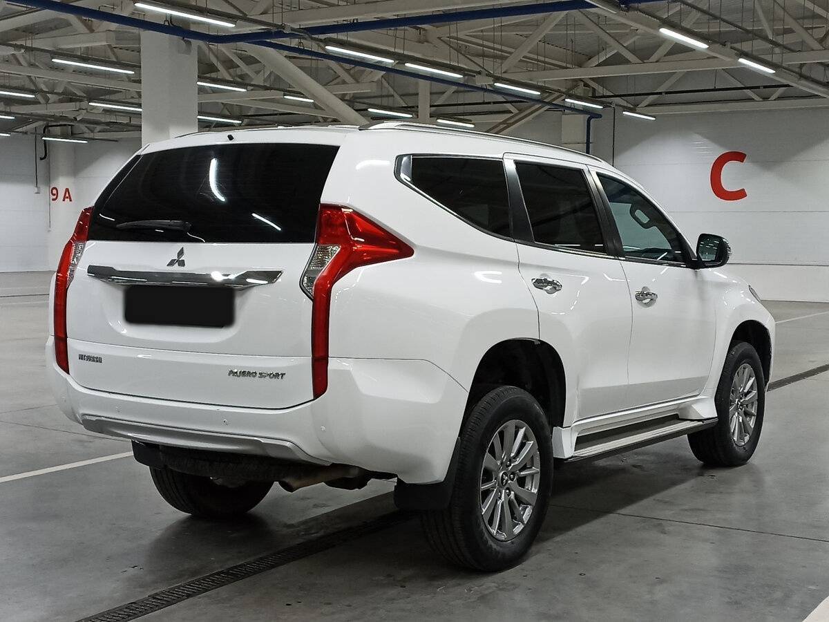 Mitsubishi Pajero Sport 2018 года с пробегом. Фото: #4