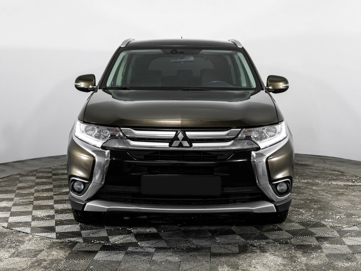 Mitsubishi Outlander 2015 года с пробегом. Фото: #1