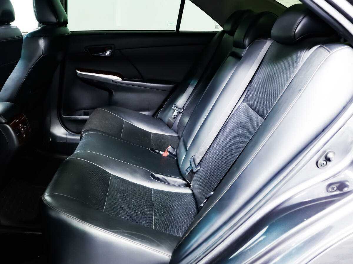 Toyota Camry 2012 года с пробегом. Фото: #9