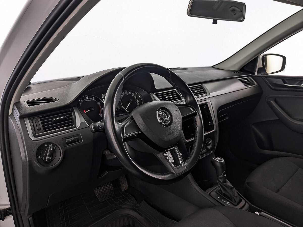 Skoda Rapid 2019 года с пробегом. Фото: #12