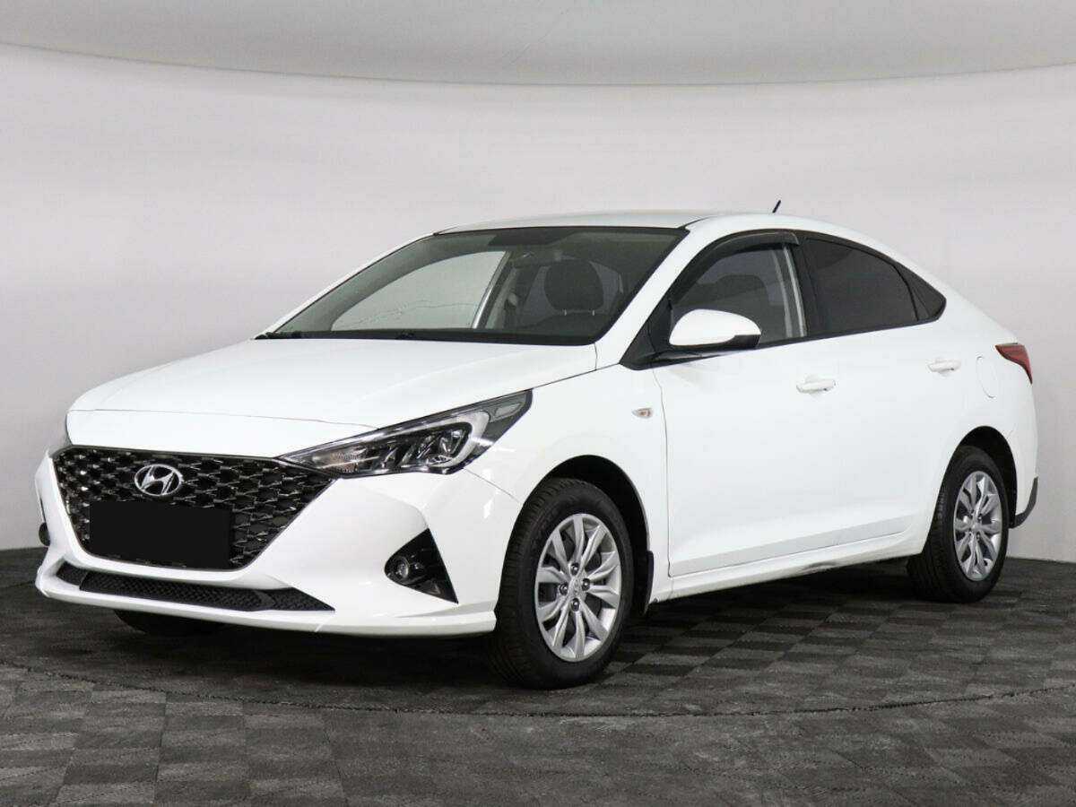 Hyundai Solaris 2020 года с пробегом. Посмотреть фото