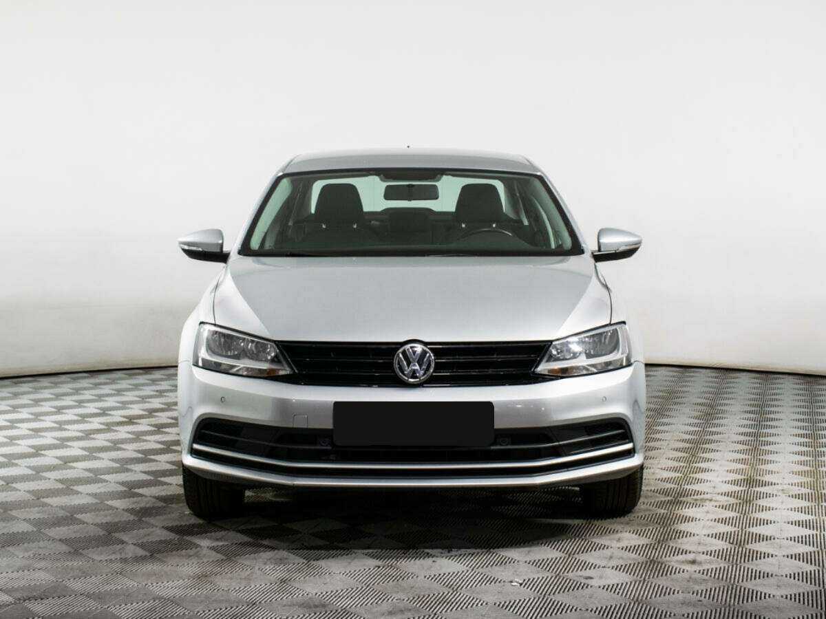 Volkswagen Jetta 2018 года с пробегом. Фото: #1