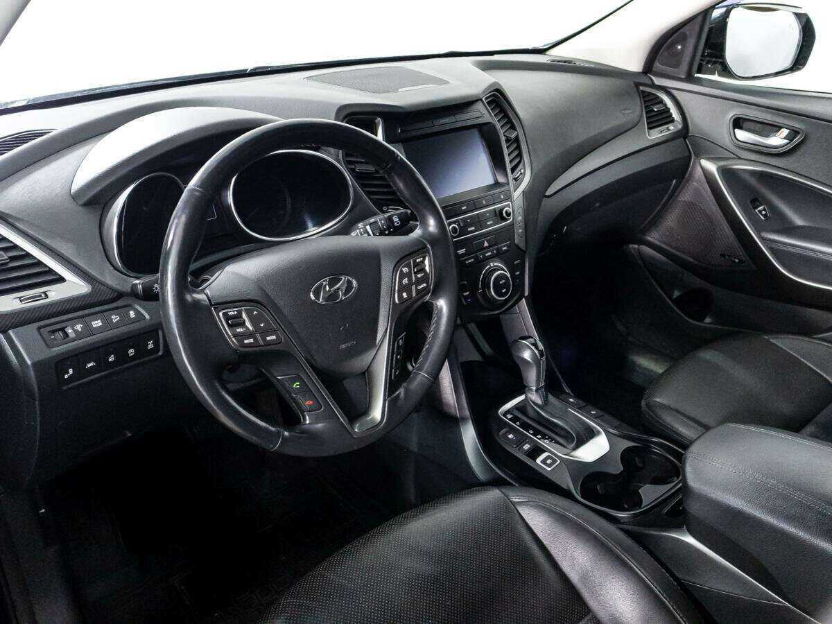 Hyundai Santa Fe 2017 года с пробегом. Фото: #9