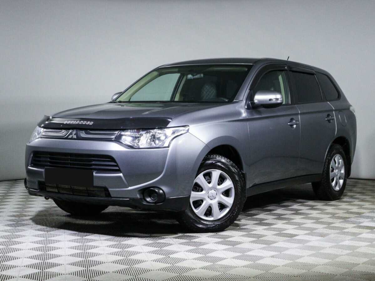 Mitsubishi Outlander 2013 года с пробегом. Фото: #0