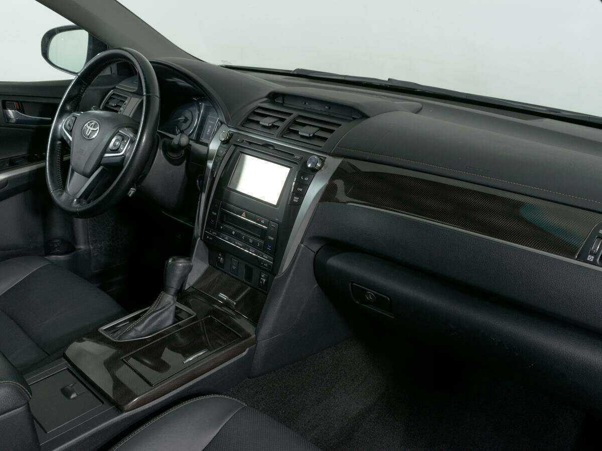 Toyota Camry 2016 года с пробегом. Фото: #8