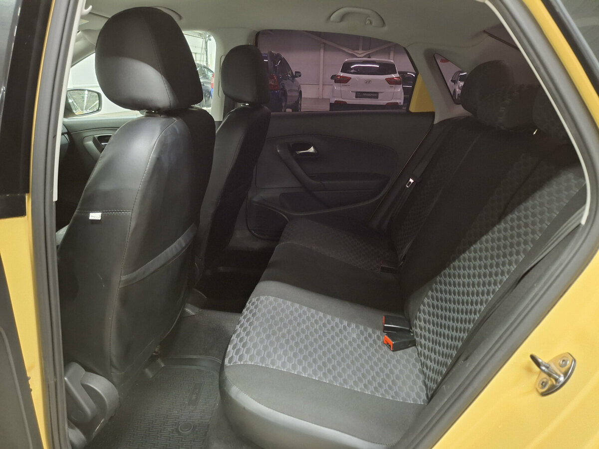 Volkswagen Polo 2017 года с пробегом. Фото: #11