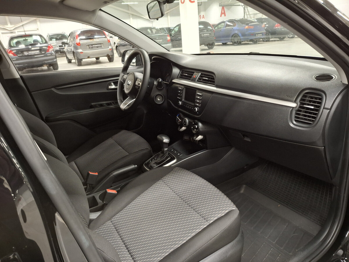 Kia Rio 2019 года с пробегом. Фото: #10