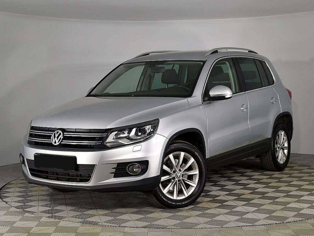Volkswagen Tiguan 2012 года с пробегом. Фото: #0