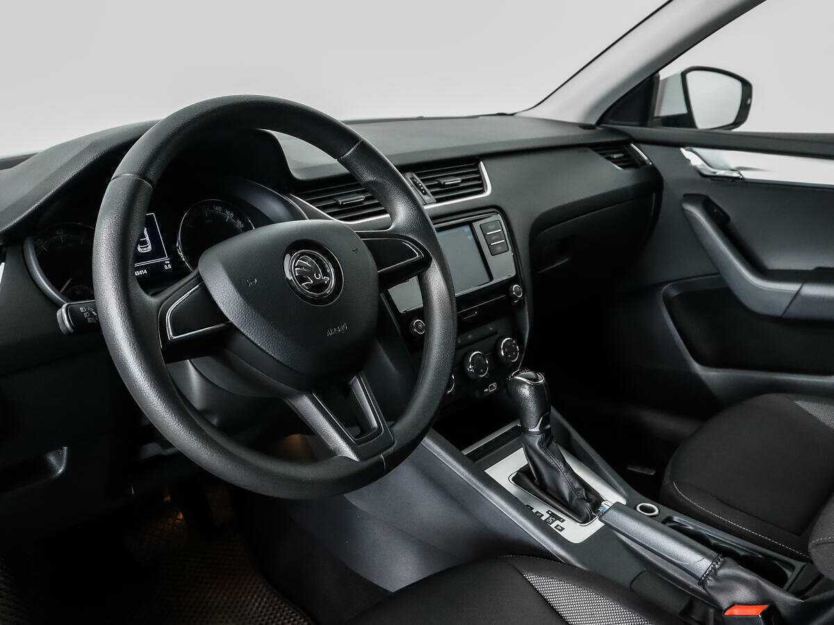 Skoda Octavia 2018 года с пробегом. Фото: #8