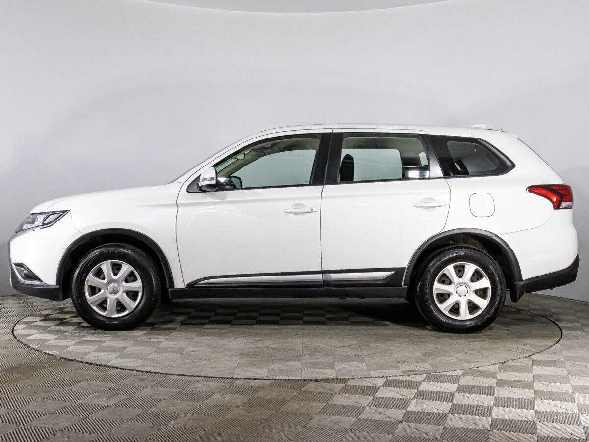Mitsubishi Outlander 2020 года с пробегом. Фото: #7