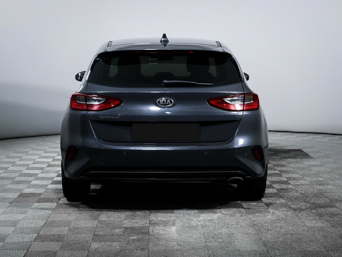 Kia Ceed 2019 года с пробегом. Фото: #3