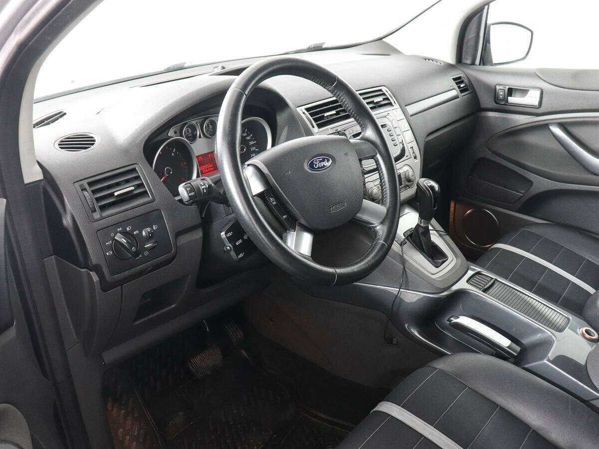 Ford Kuga 2012 года с пробегом. Фото: #8