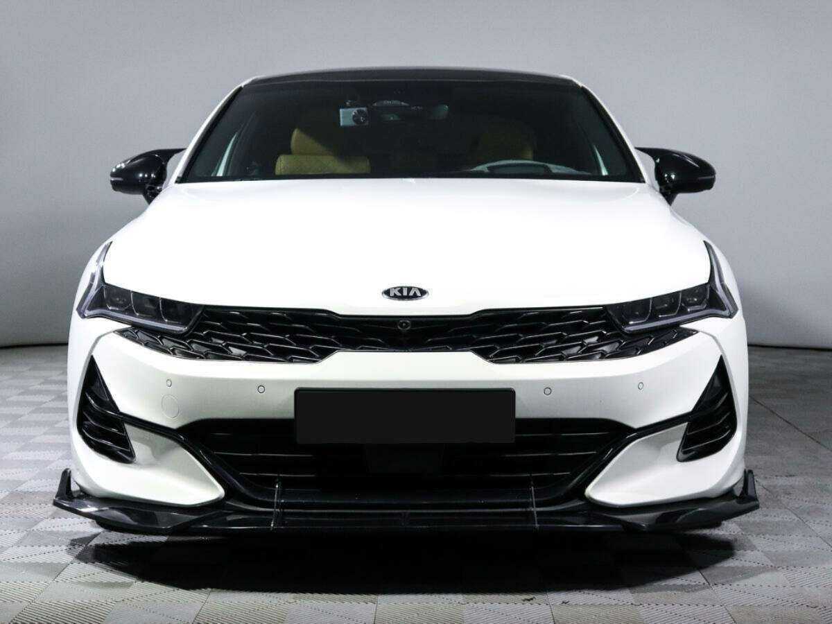 Kia K5 2020 года с пробегом. Фото: #1