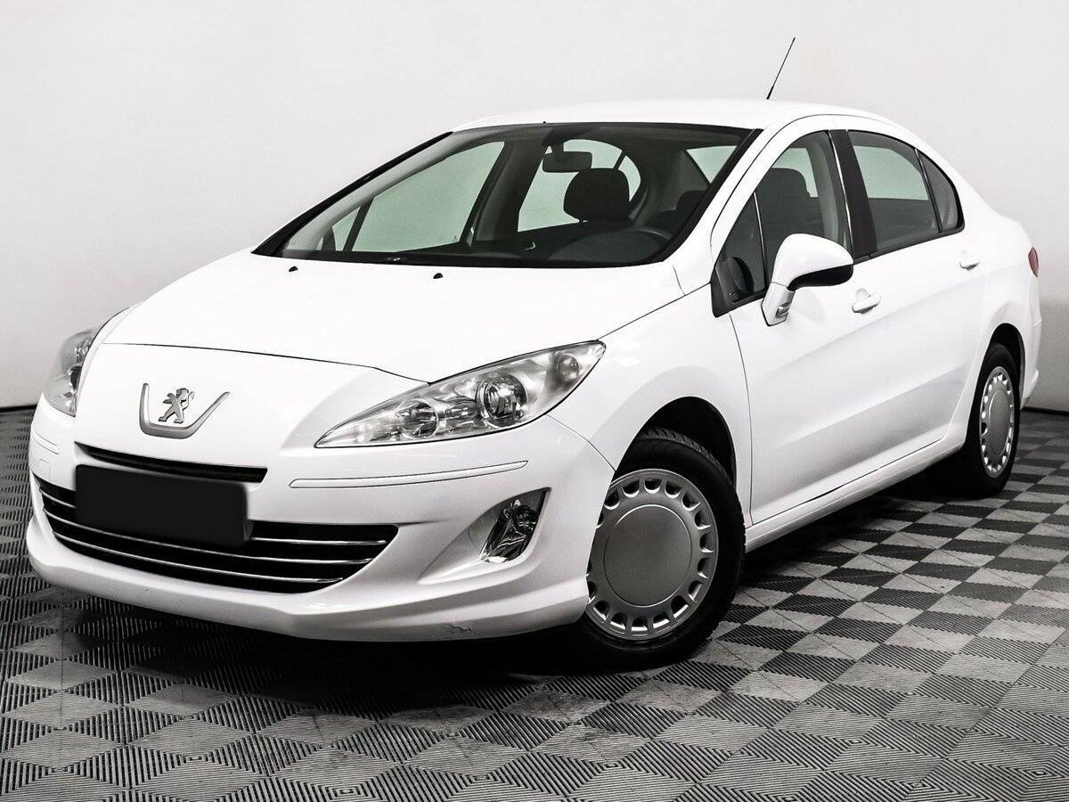 Peugeot 408 2012 года с пробегом. Посмотреть фото