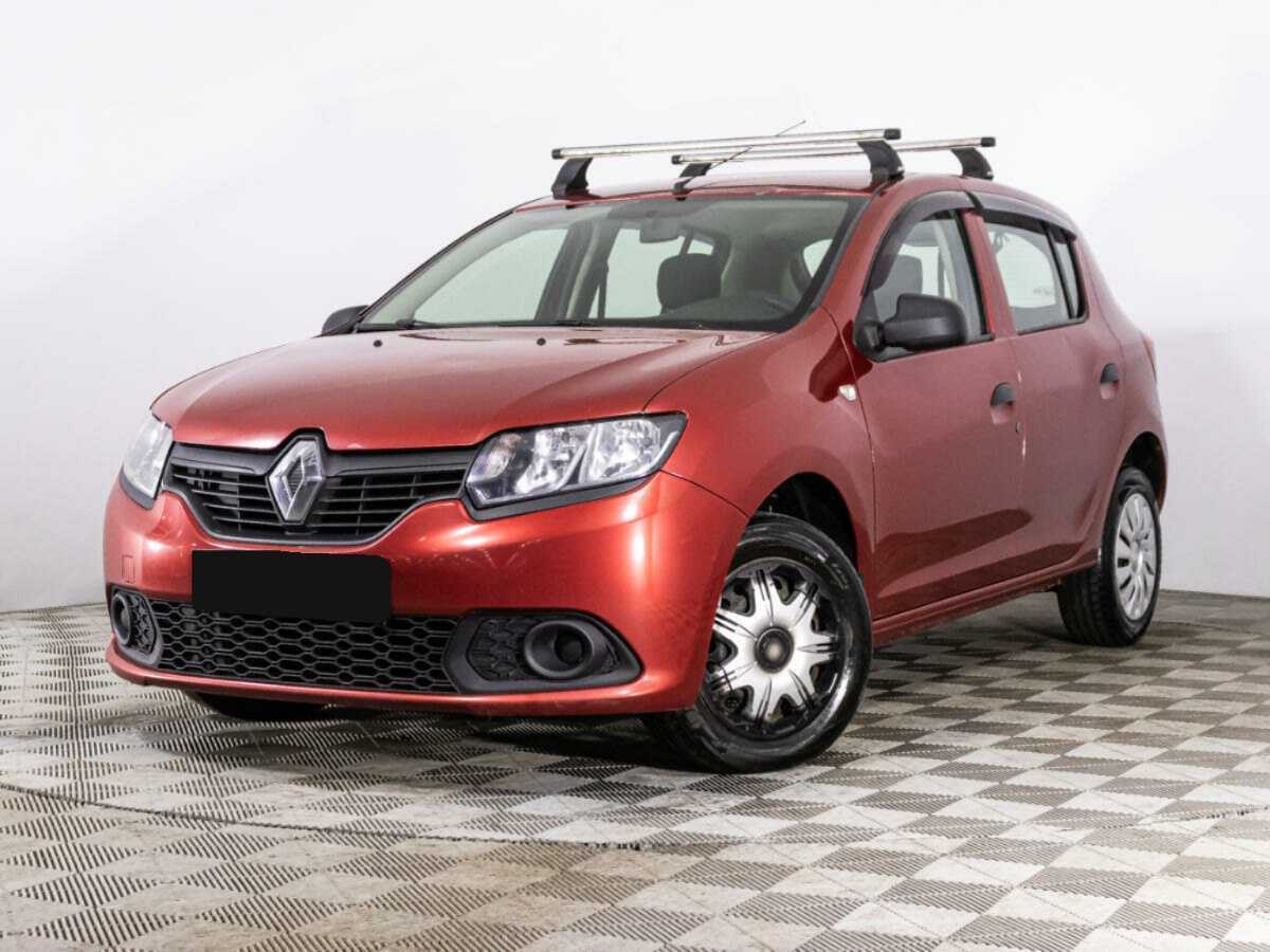 Renault Sandero 2015 года с пробегом. Посмотреть фото