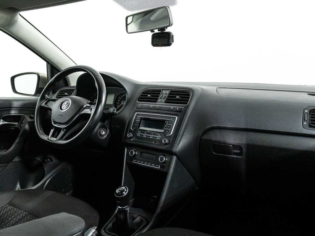 Volkswagen Polo 2016 года с пробегом. Фото: #8