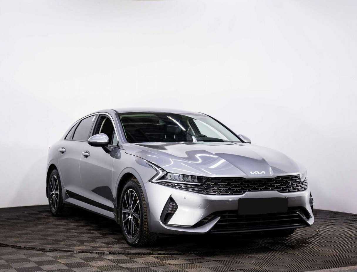 Kia K5 2021 года с пробегом. Фото: #2