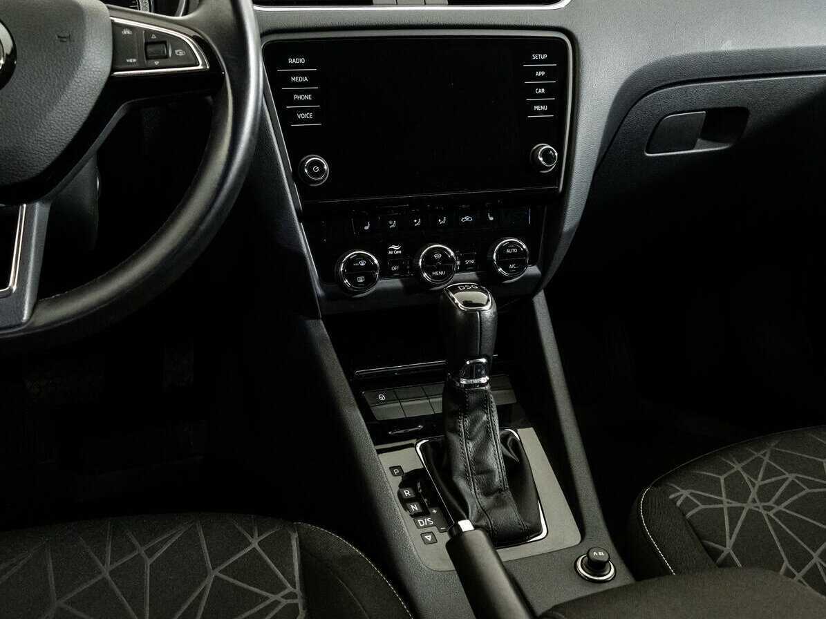 Skoda Octavia 2019 года с пробегом. Фото: #11