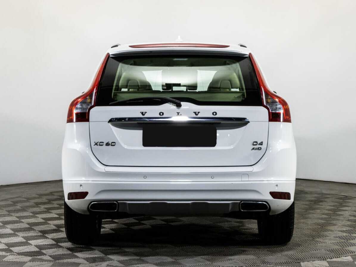 Volvo XC60 2016 года с пробегом. Фото: #4