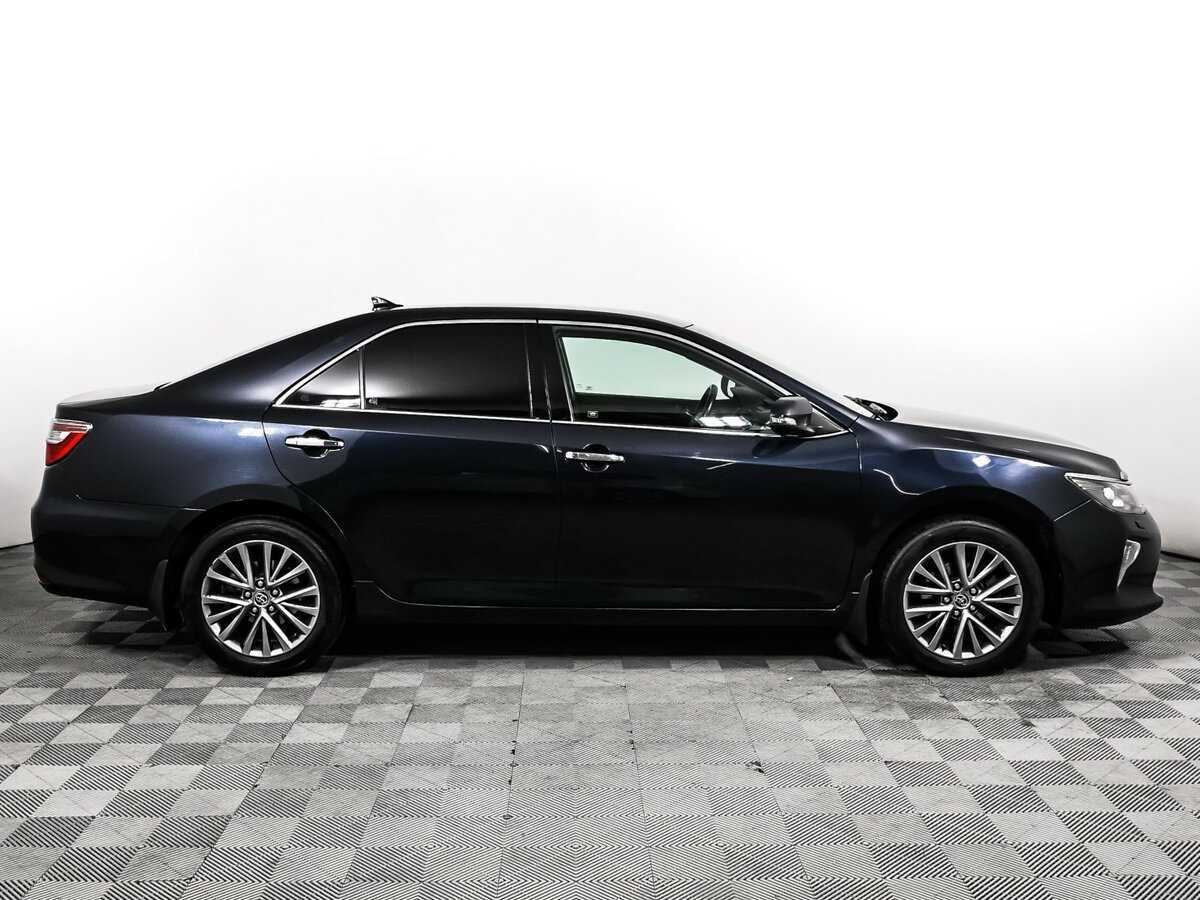 Toyota Camry 2017 года с пробегом. Фото: #3