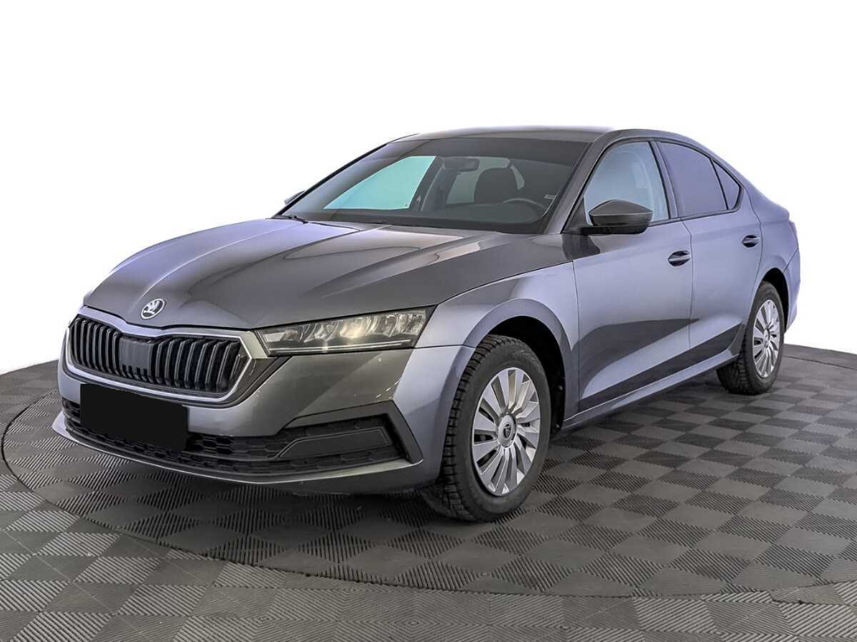 Skoda Octavia 2021 года с пробегом. Посмотреть фото