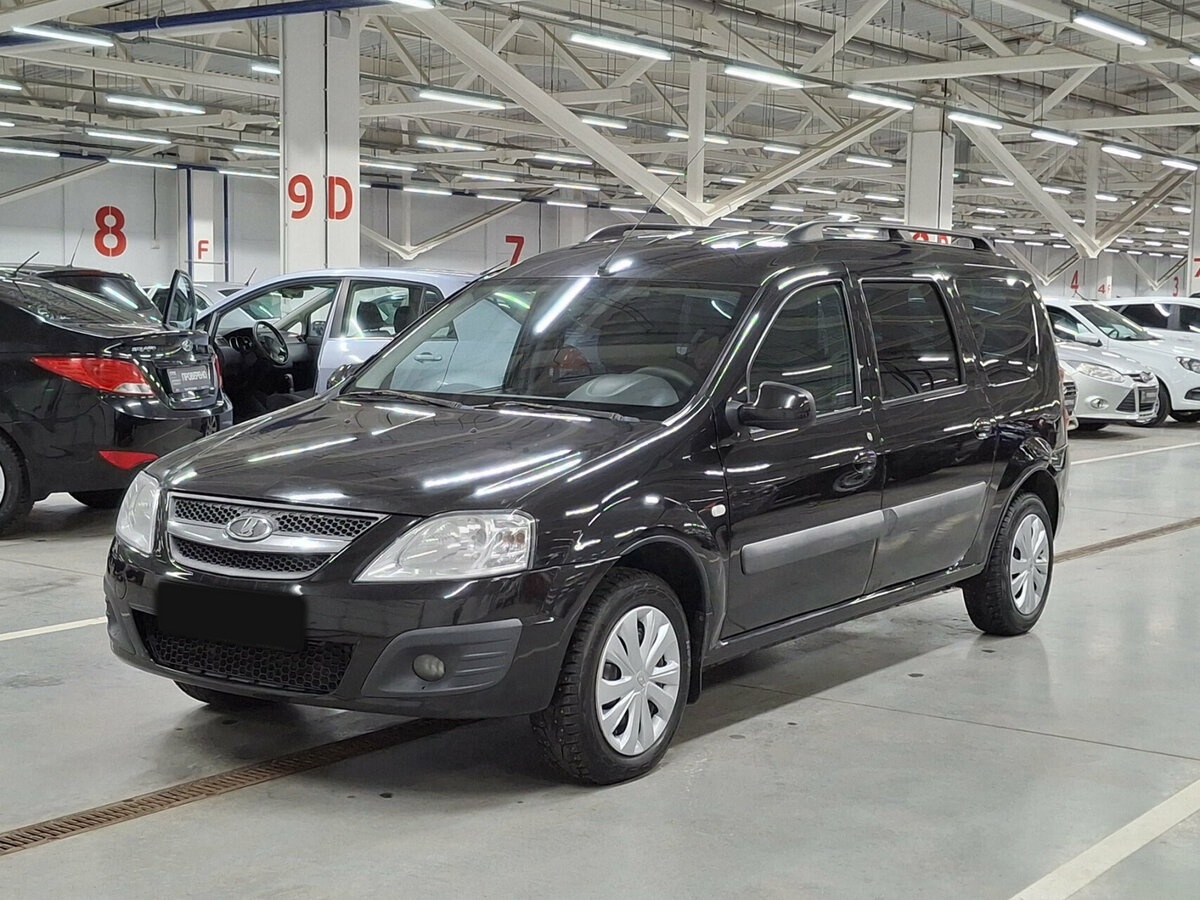 Lada (ВАЗ) Largus 2019 года с пробегом. Посмотреть фото