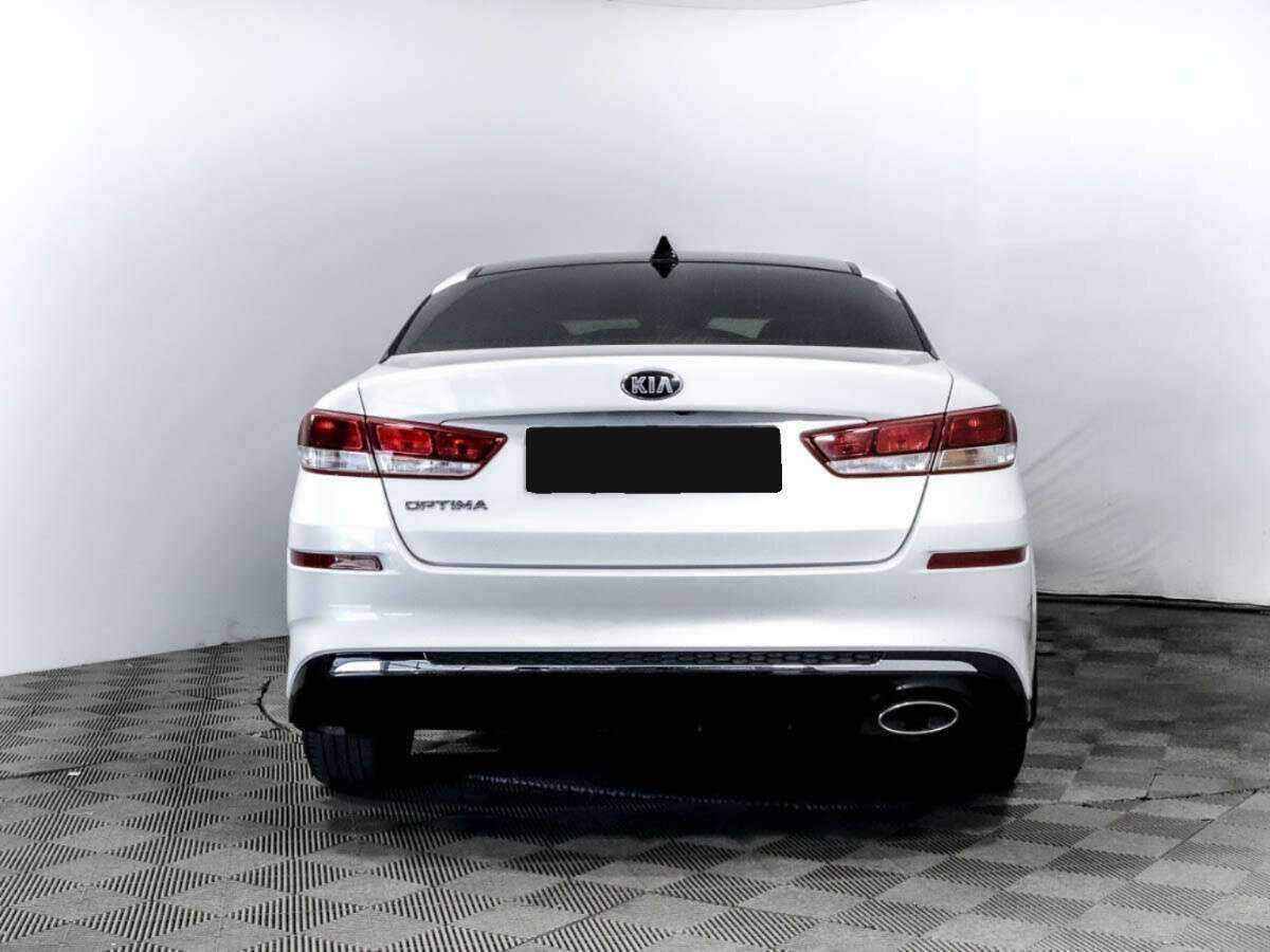 Kia Optima 2018 года с пробегом. Фото: #4