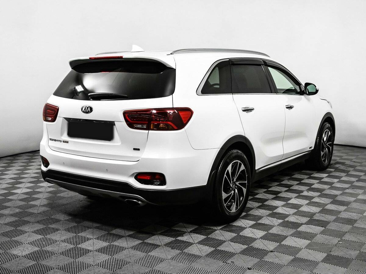 Kia Sorento 2018 года с пробегом. Фото: #4