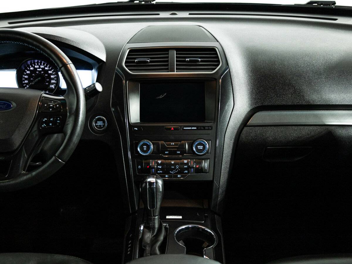 Ford Explorer 2018 года с пробегом. Фото: #11