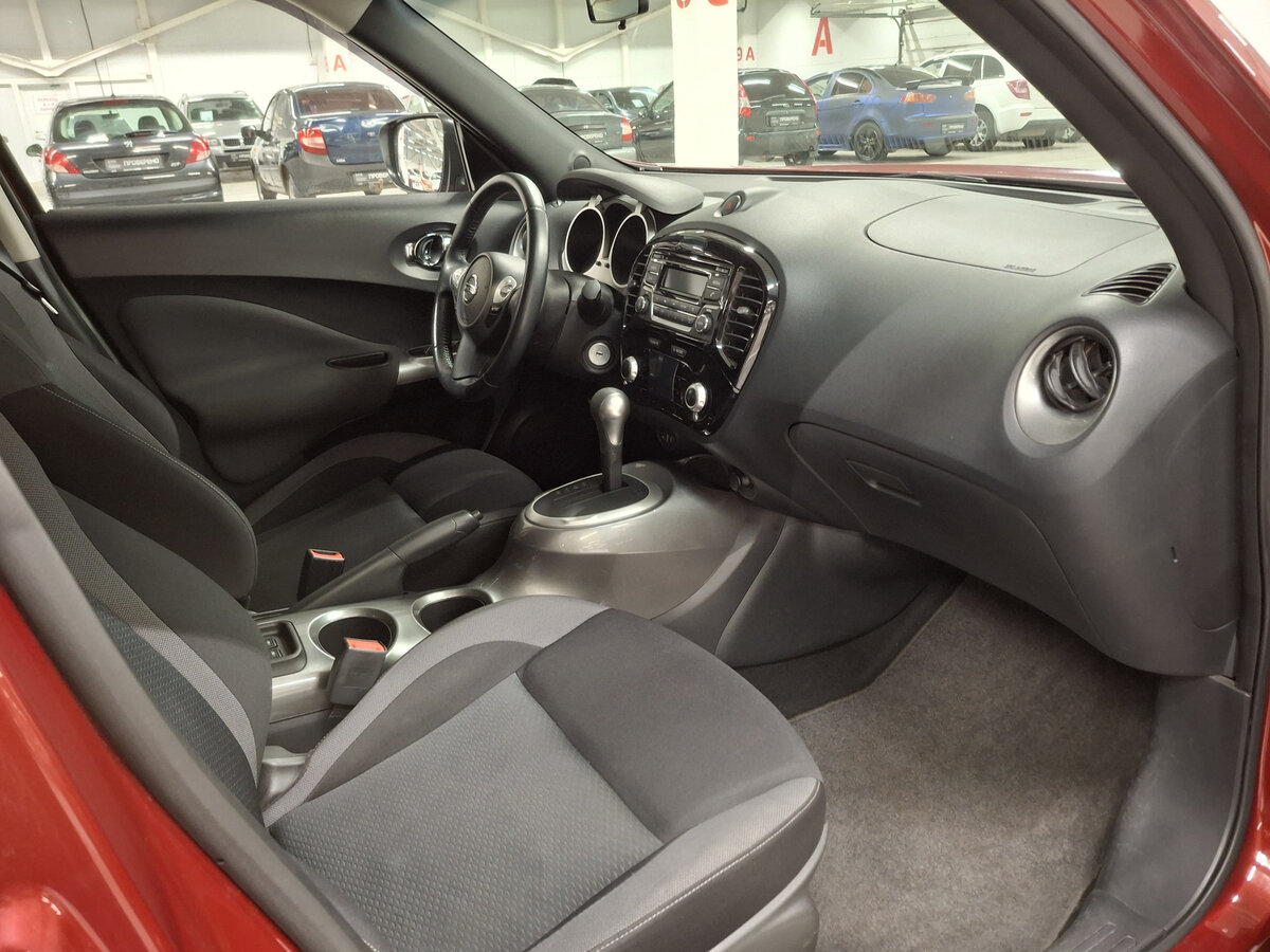 Nissan Juke 2018 года с пробегом. Фото: #10