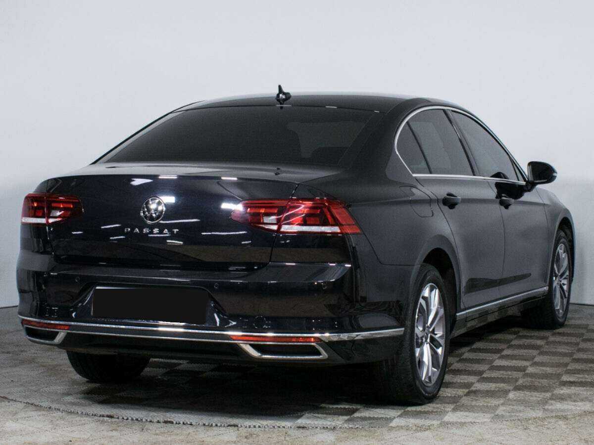 Volkswagen Passat 2021 года с пробегом. Фото: #4