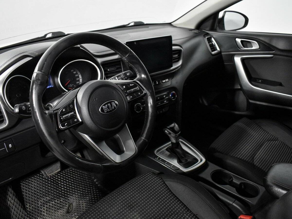 Kia Ceed 2019 года с пробегом. Фото: #6