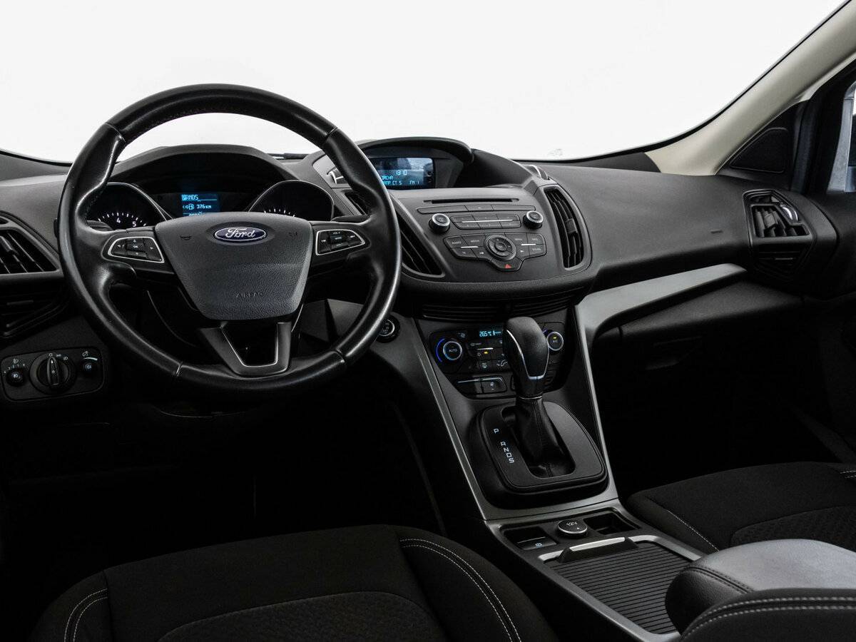 Ford Kuga 2017 года с пробегом. Фото: #10